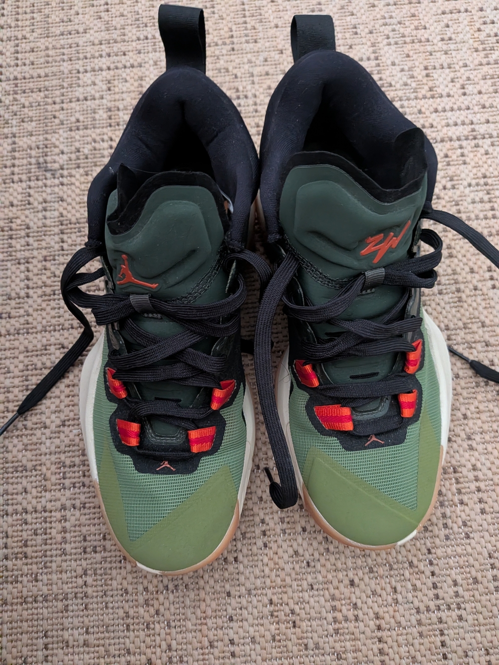 Nike Air Jordan Zion 1 Olive Green Basketball Shoes with Red Accents